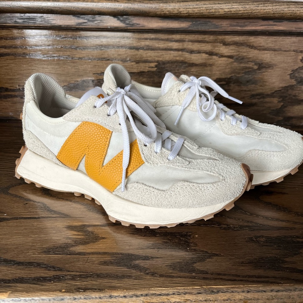 New Balance 327, size 7.5 women’s